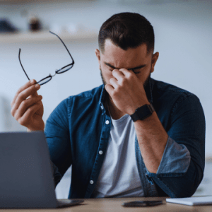 Cómo Prevenir la Fatiga Visual Digital – Consejos y Estrategias